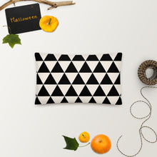 Load image into Gallery viewer, Geometric Triangle Cushion
